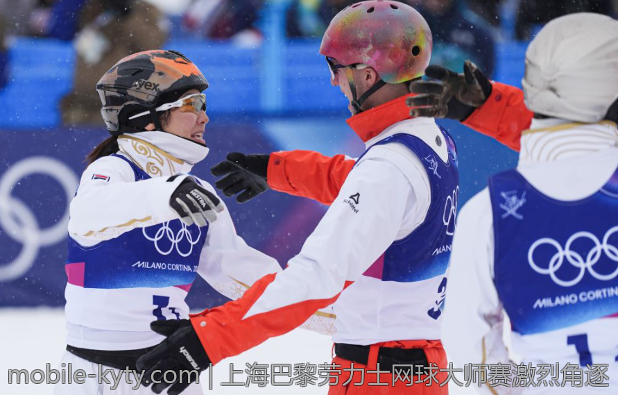 上海巴黎劳力士网球大师赛激烈角逐